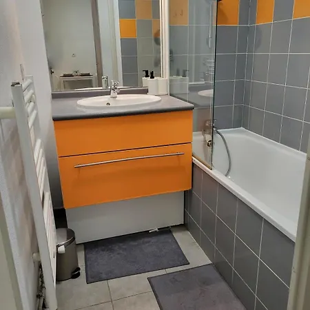 T2 - Cosy, Piscine, Vue Sur Le Golf Appartement